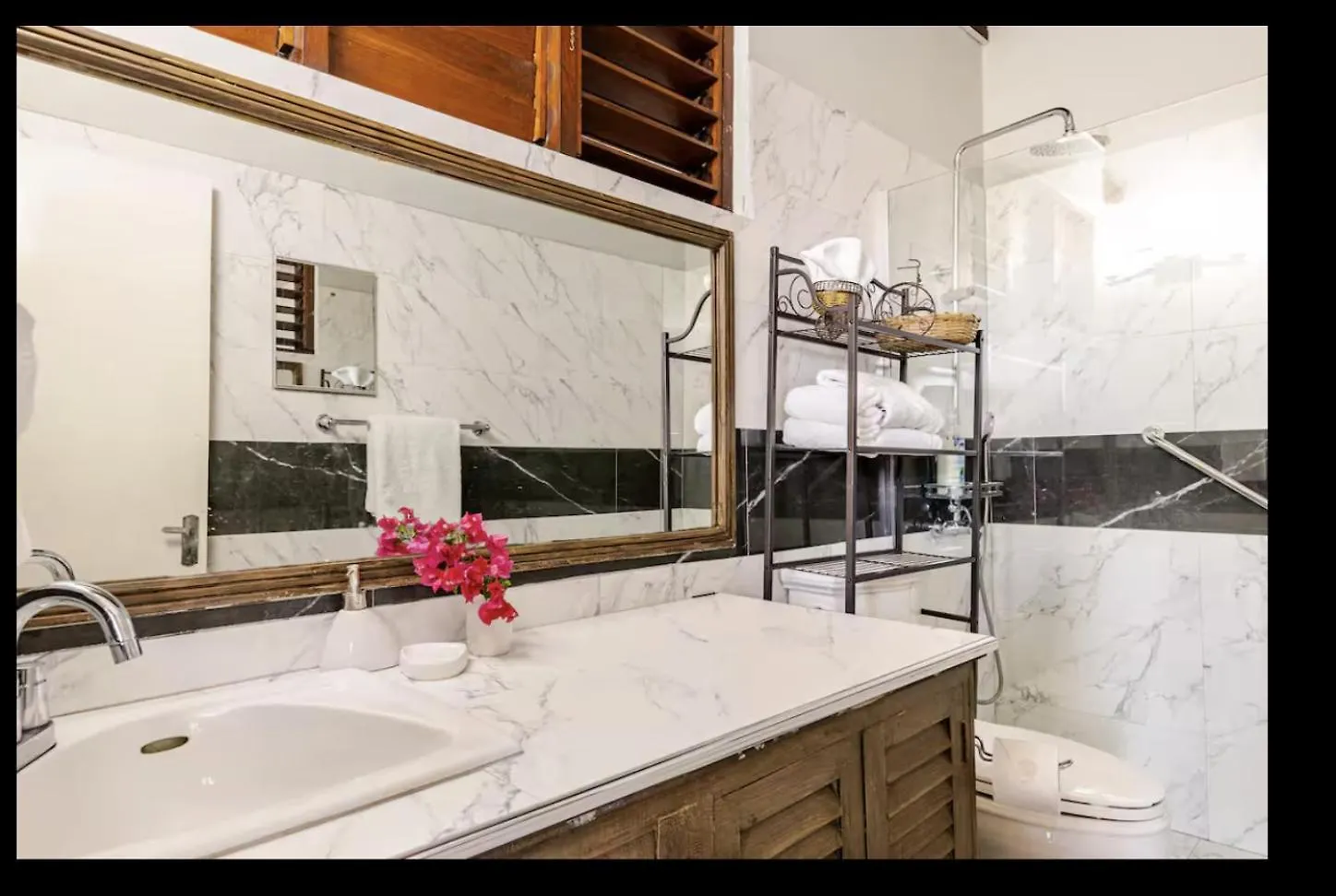Silver Sands Sea Lili Villa